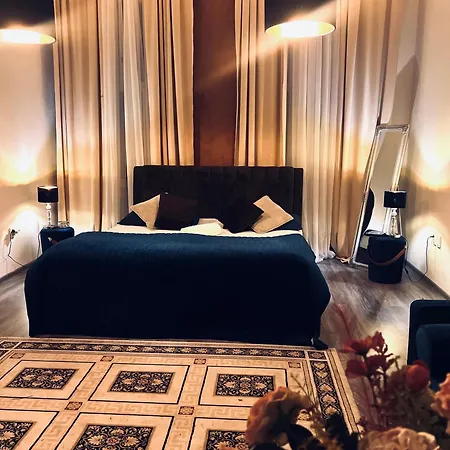 Csaky Palace 3 Апартаменты